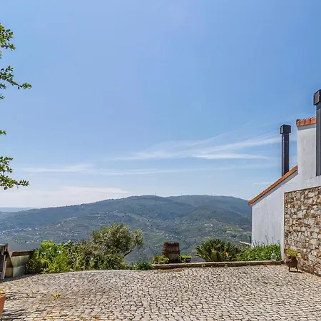 Quintinha Do Miradouro - Casa Completa Com 4 Quartos!