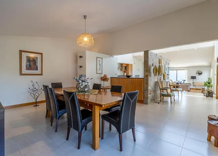 Feriehus Quintinha Do Miradouro - Casa Completa Com 4 Quartos!