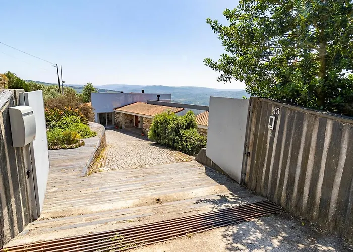 Quintinha Do Miradouro - Casa Completa Com 4 Quartos! *