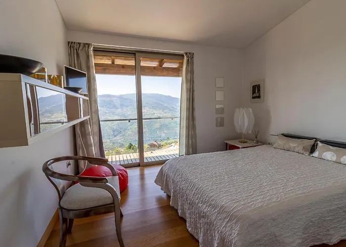 Quintinha Do Miradouro - Casa Completa Com 4 Quartos! *