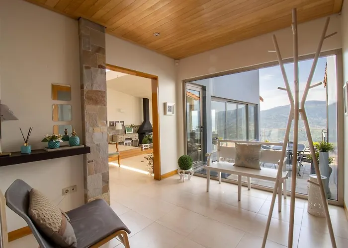 Feriehus Quintinha Do Miradouro - Casa Completa Com 4 Quartos! Mesão Frio