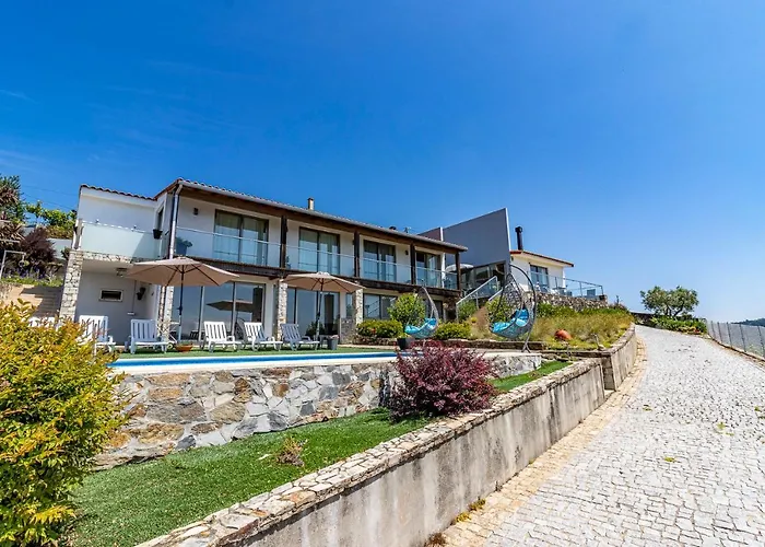 Quintinha Do Miradouro - Casa Completa Com 4 Quartos! Mesão Frio